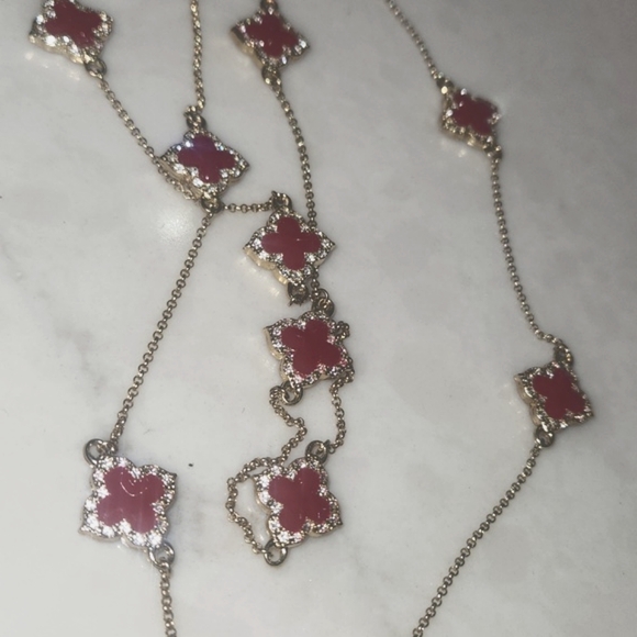 Neiman Marcus Swarovski look of van cleef 30inch red yellow gold 18k rhod plated - Picture 6 of 7